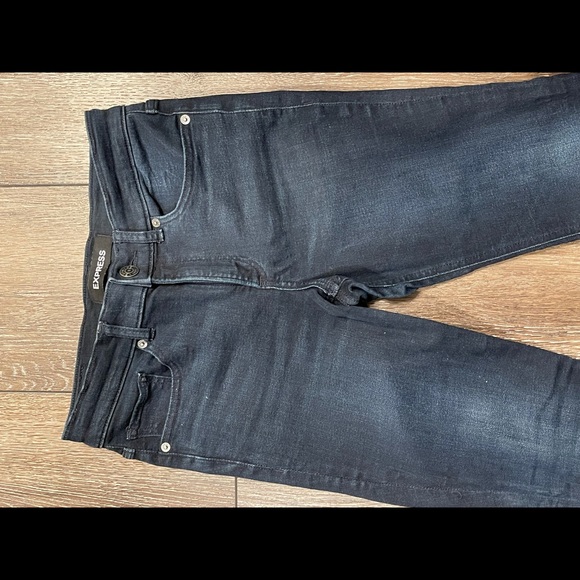 Express Dark Wash High Rise Jeans - Picture 4 of 9
